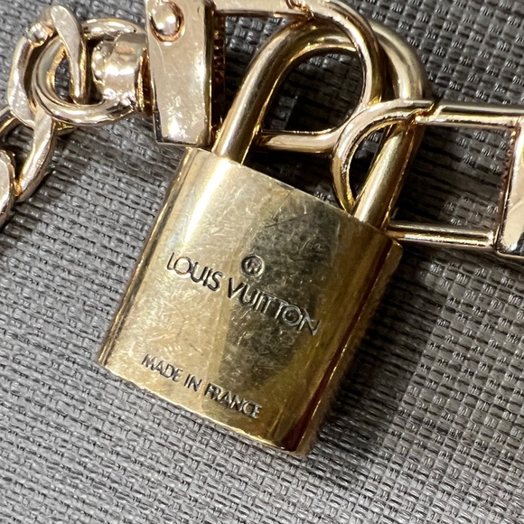 Authentic Louis Vuitton Gold Brass Lock # 316 (no key) - Picture 3 of 7